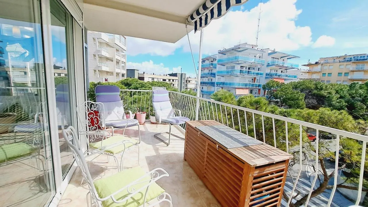 Apartamentos Saint Malo Familidays Salou 0*,